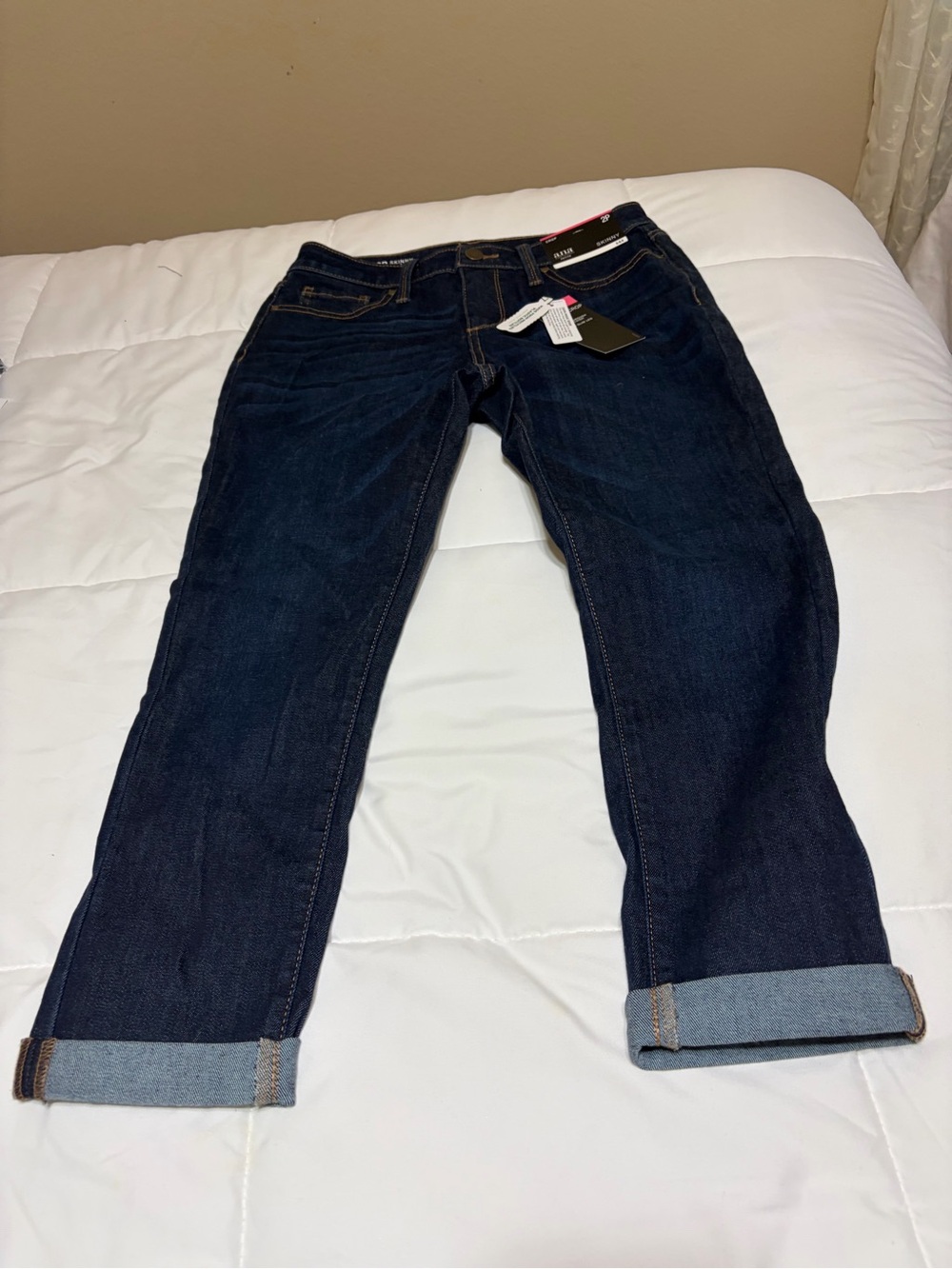 a.n.a Dark Rinse Skinny Crop Jeans in Indigo